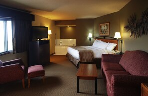 Escritorio, cortinas blackout y sistema de insonorización