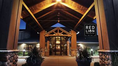 Red Lion Inn & Suites Grimes