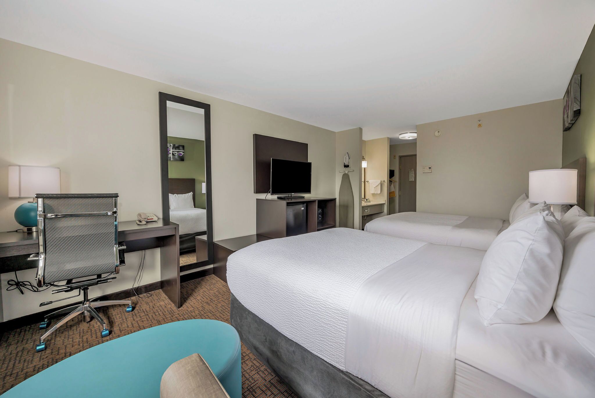 客房, 2 張加大雙人床, 非吸煙房 | 客房內保險箱、遮光布/窗簾、熨斗/熨衣板、免費搖籃/嬰兒床