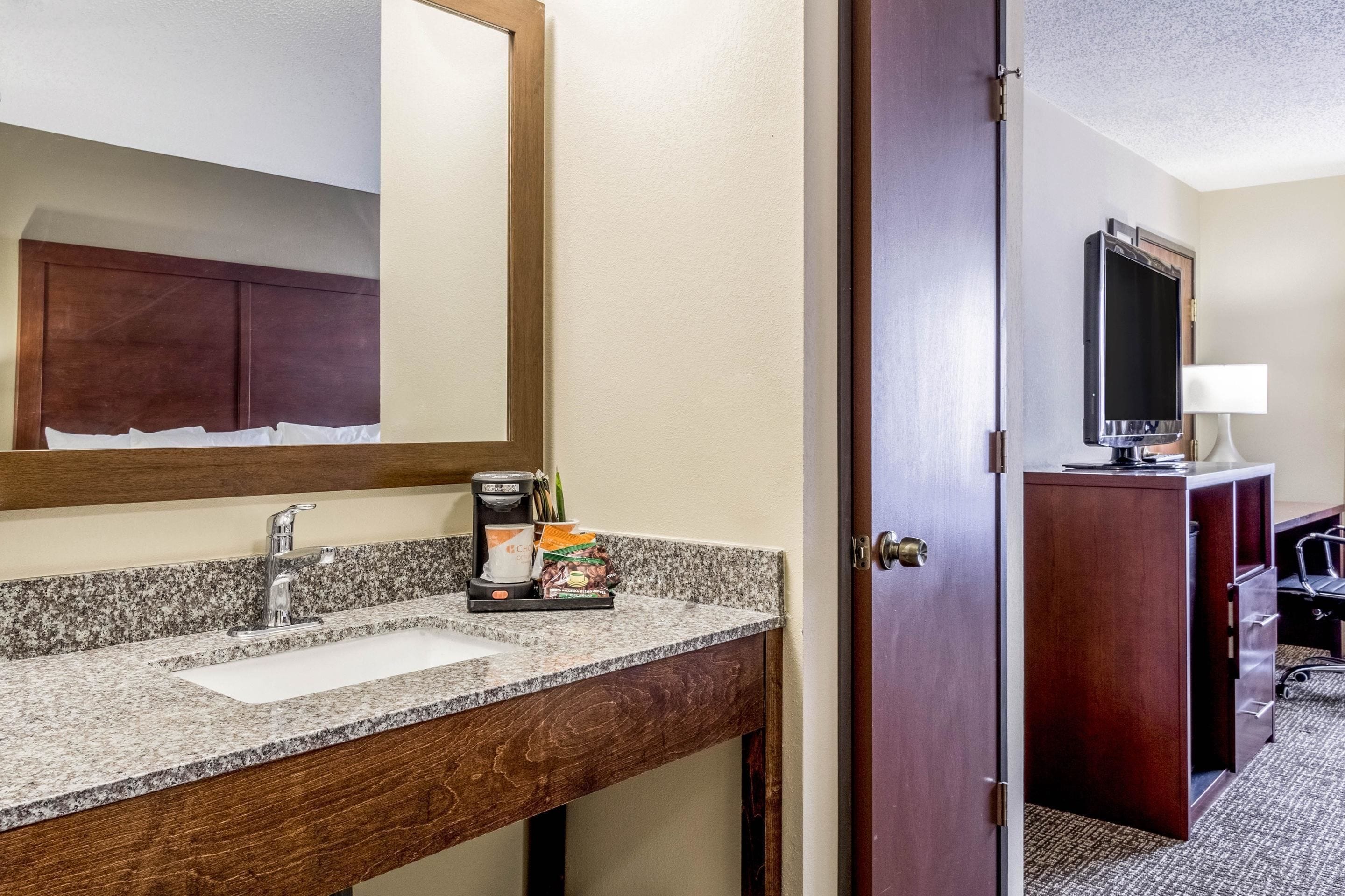 Comfort Inn Norwalk - Sandusky