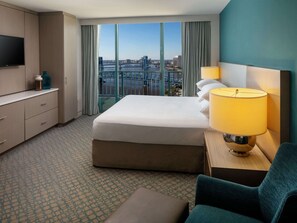 Premium bedding, in-room safe, desk, iron/ironing board