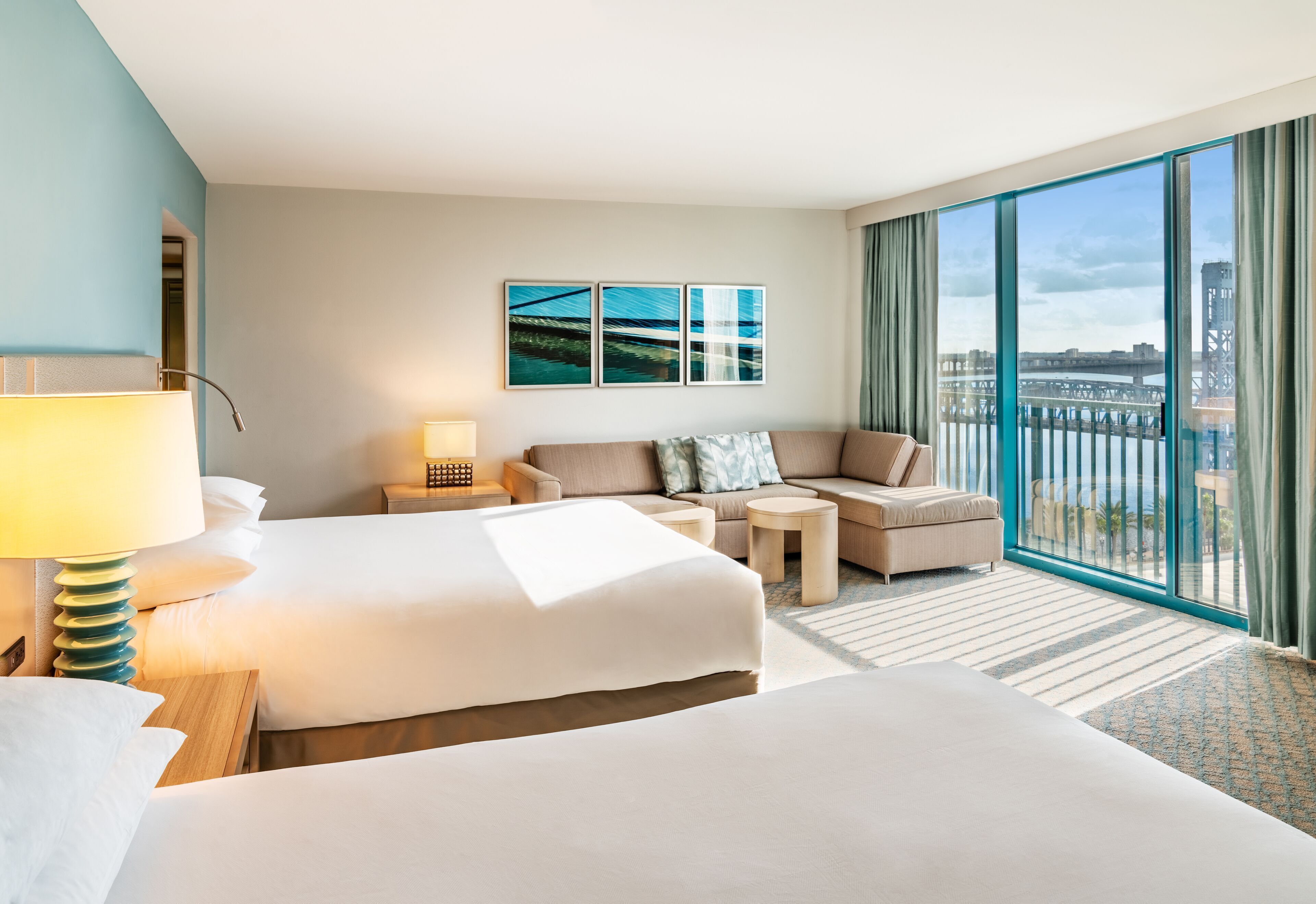 Premium bedding, in-room safe, desk, iron/ironing board