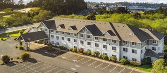 La Quinta Inn & Suites by Wyndham Newport