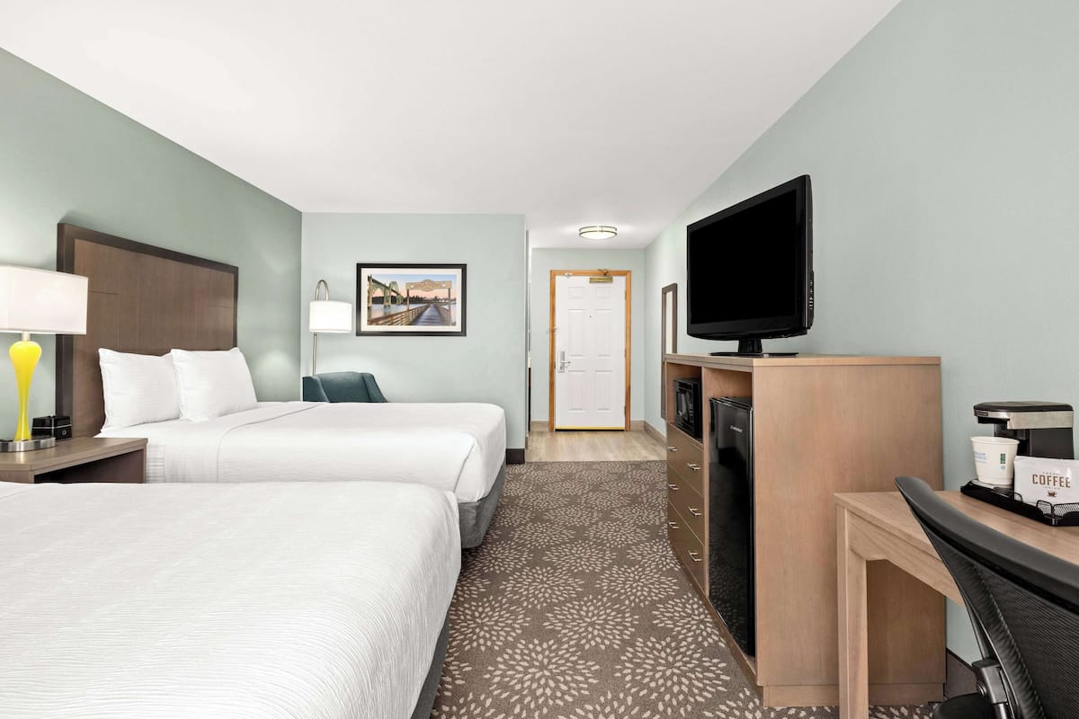 Habitación, 2 camas de matrimonio, no fumadores | Ropa de cama de alta calidad y espacio para trabajar con un portátil