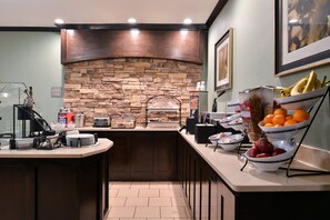 Bao gồm bữa sáng buffet hàng ngày 