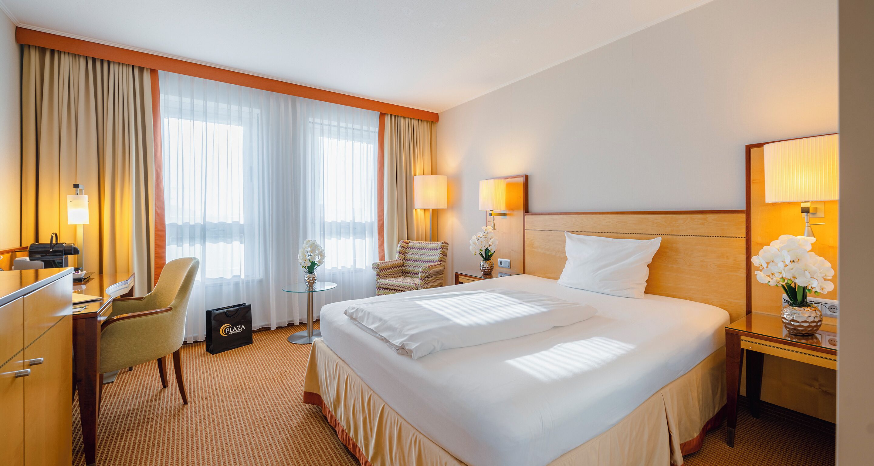 Single Room | Premium bedding, in-room safe, desk, blackout drapes