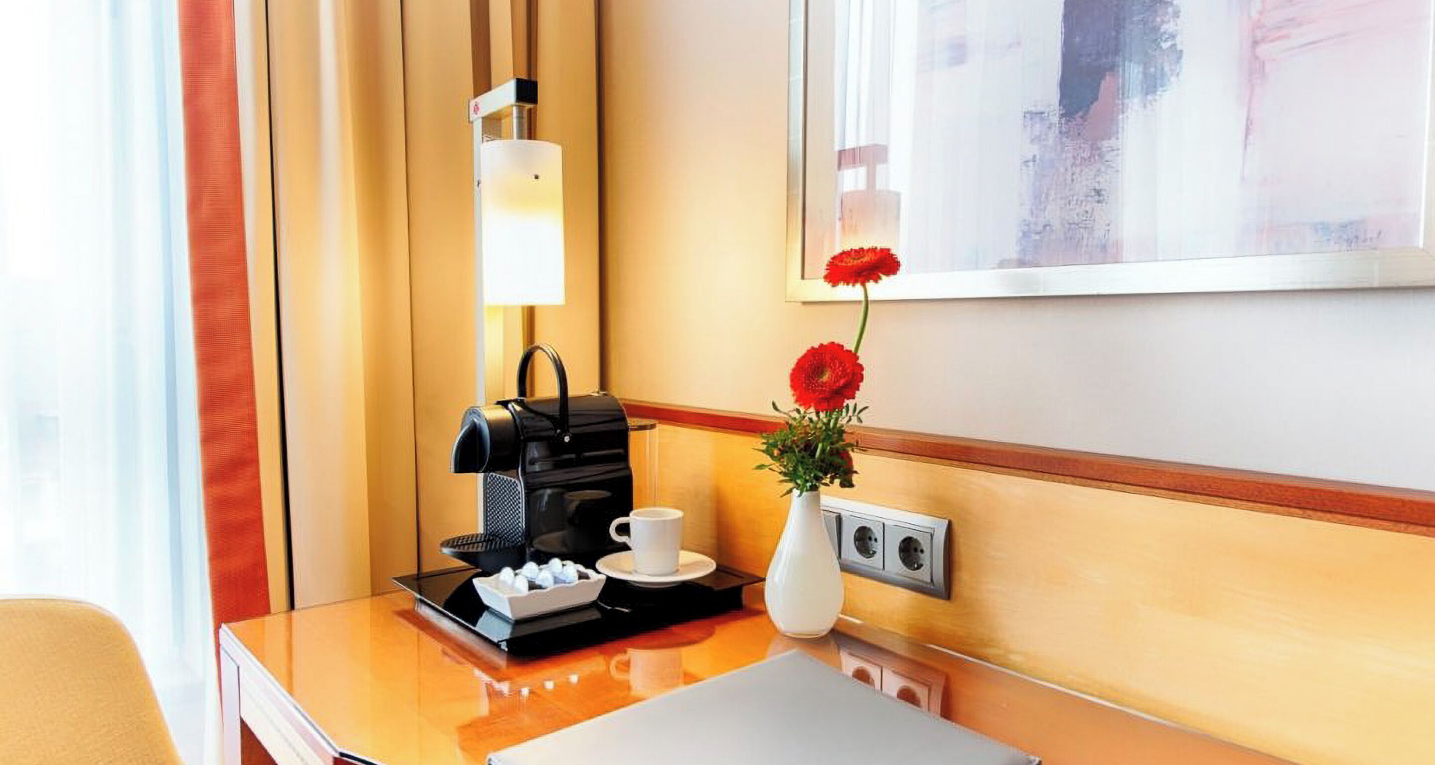 superior double room | 1 bedroom, premium bedding, in-room safe, desk