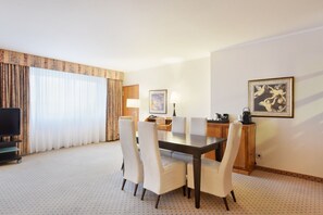 Suite | Wohnbereich | Smart-TV, Pay-TV