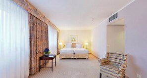 Suite | 1 bedroom, premium bedding, in-room safe, desk