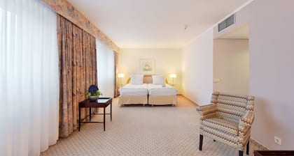 The Q Quadro City Hotel