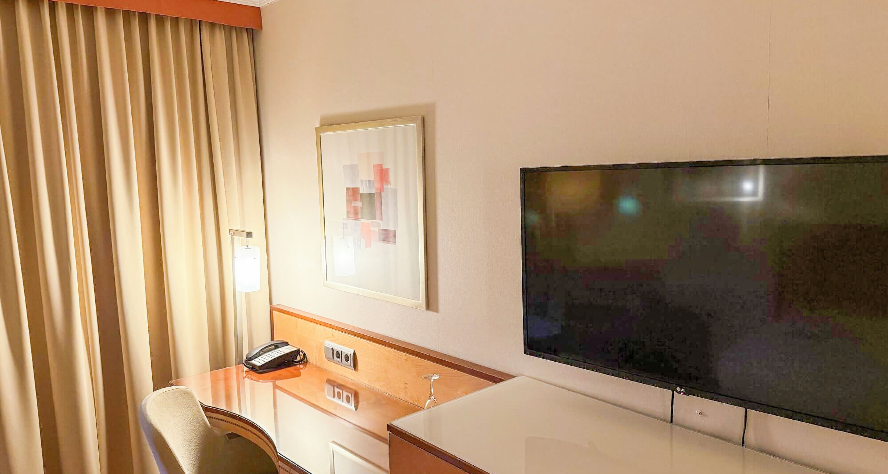 single room | 1 bedroom, premium bedding, in-room safe, desk