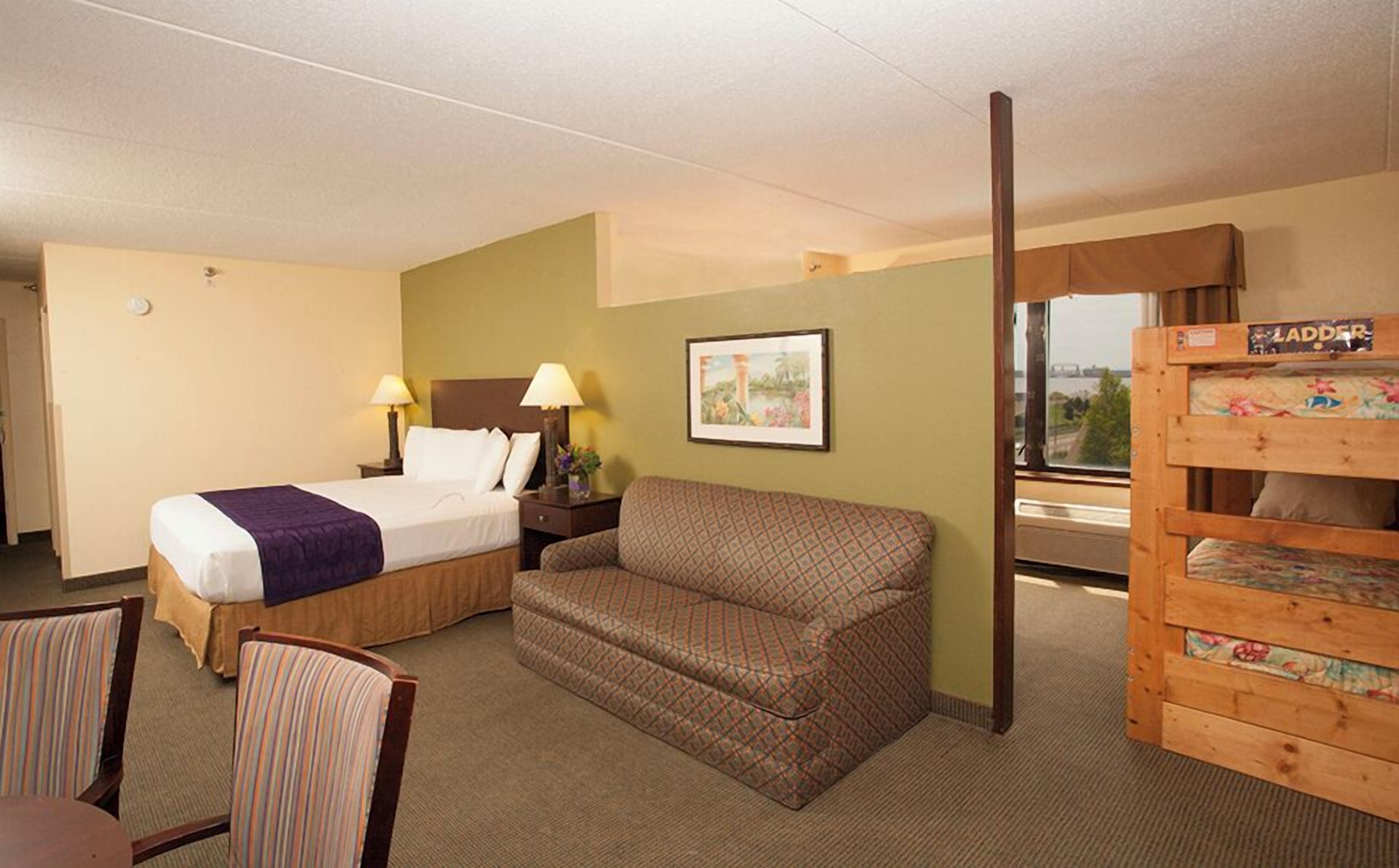 Family Suite, Multiple Beds, Non Smoking