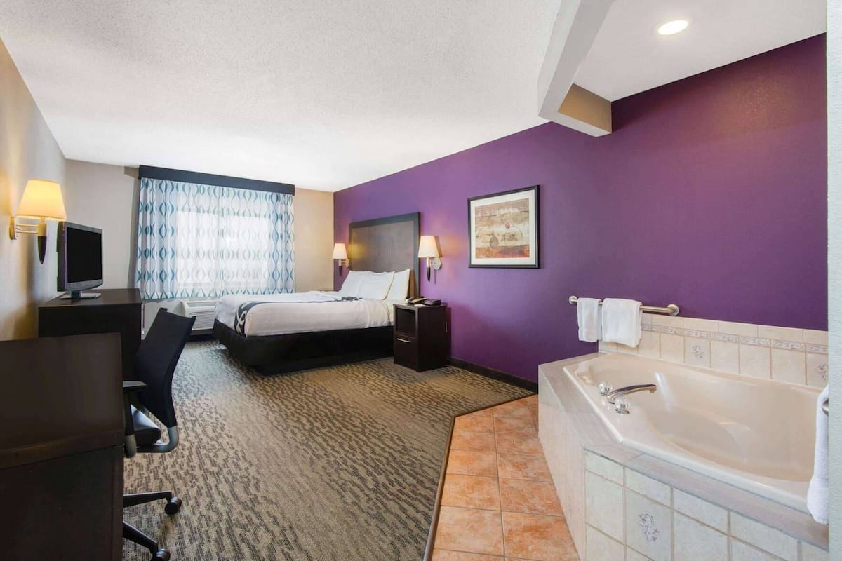 Premium bedding, pillowtop beds, in-room safe, desk
