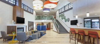 GLō Best Western Mississauga Corporate Centre