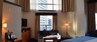 Best Western Plus Uptown Hotel
