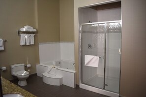 Suite, 1 King Bed, Non Smoking, Microwave | Bathroom | Combined shower/bathtub, free toiletries, hair dryer, towels - Best Western Plus Uptown Hotel (Vancouver)