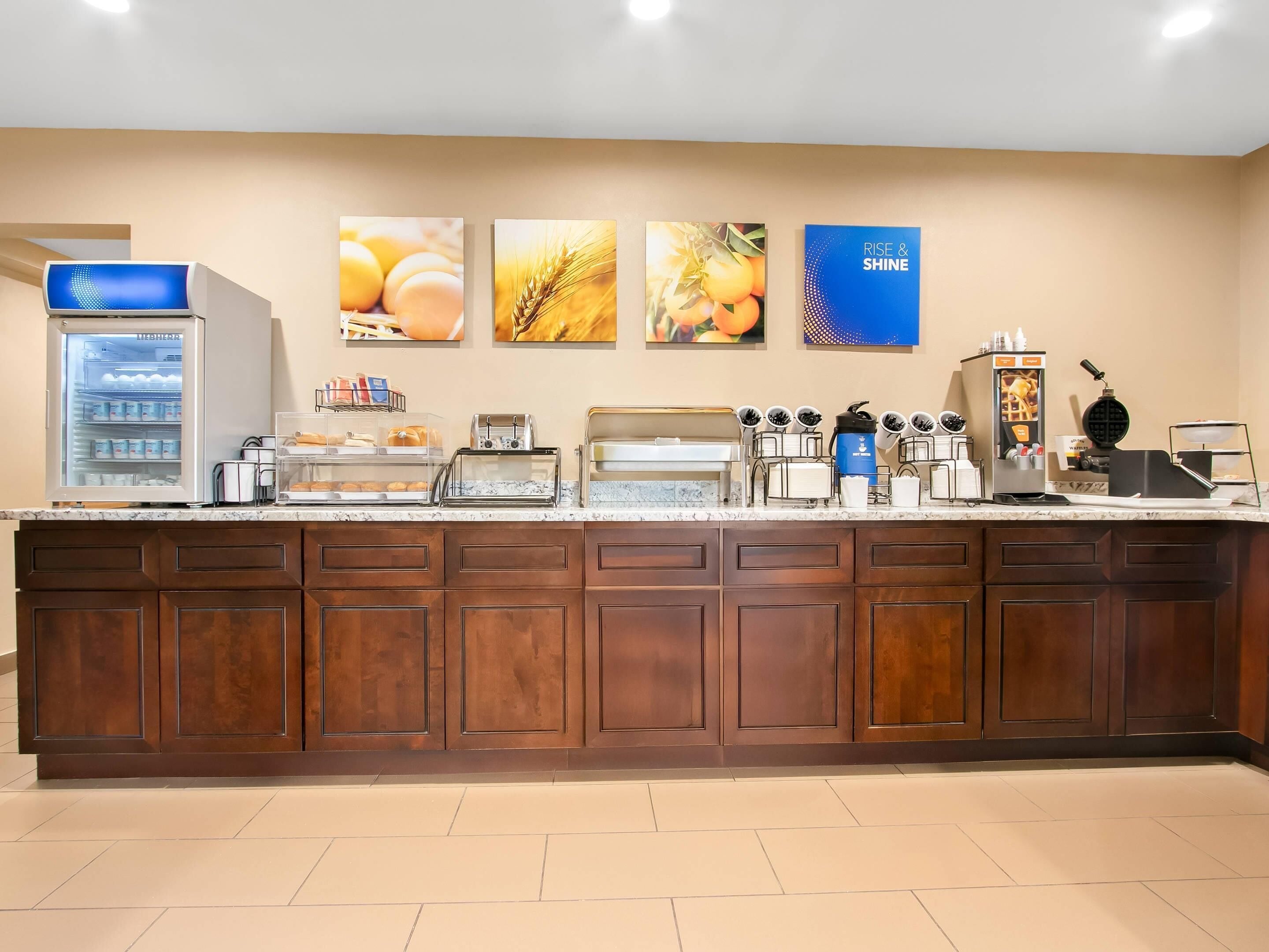 Desayuno continental incluido todos los días