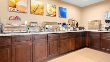 Café da manhã continental grátis todos os dias