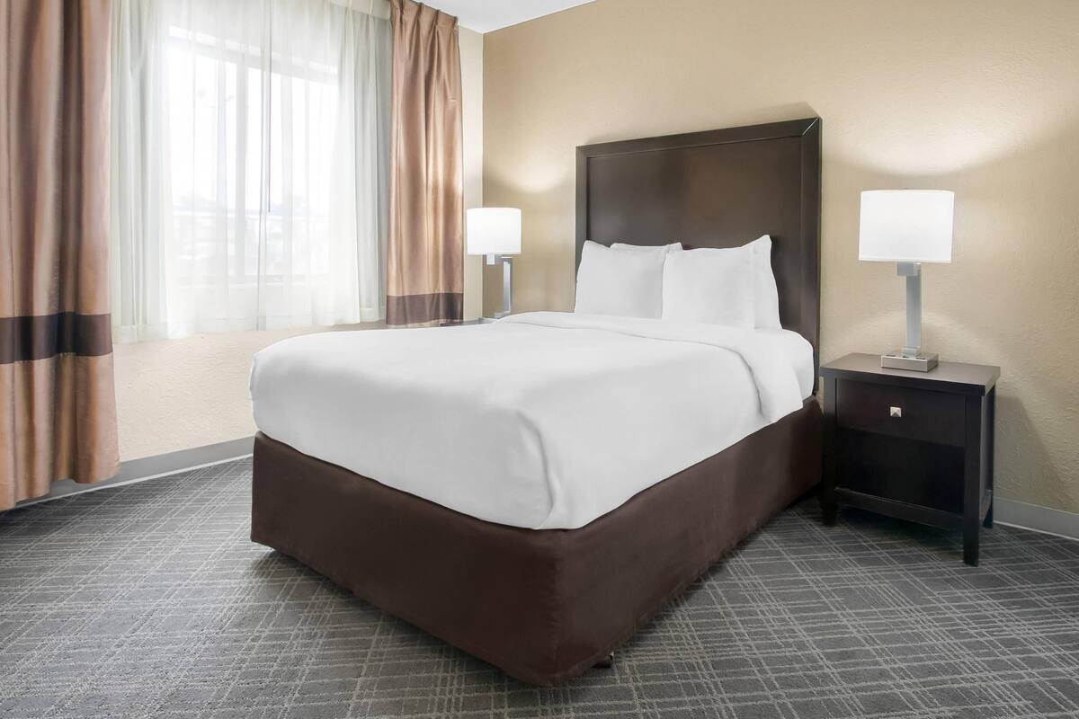 Standard Room, 1 Double Bed, Accessible, Non Smoking | Desk, laptop workspace, blackout drapes, iron/ironing board
