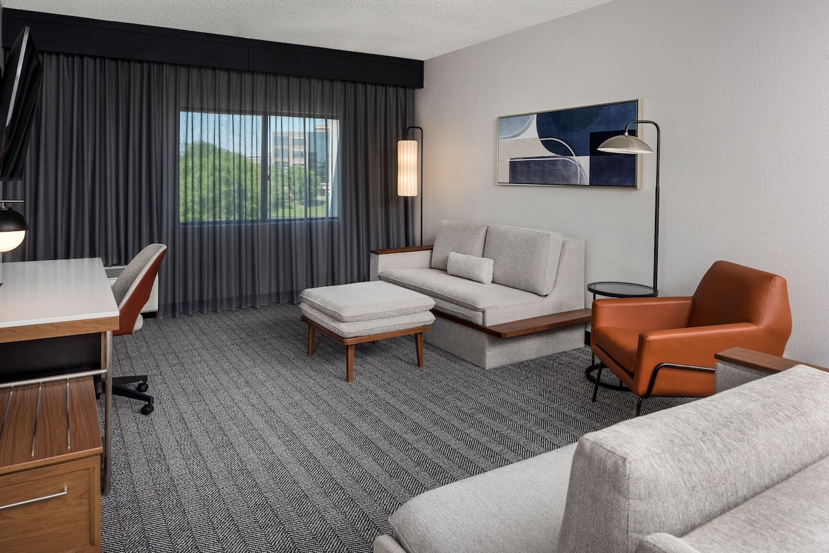 Suite, 1 Bedroom, Non Smoking | Living room | Smart TV, Netflix, iPod dock