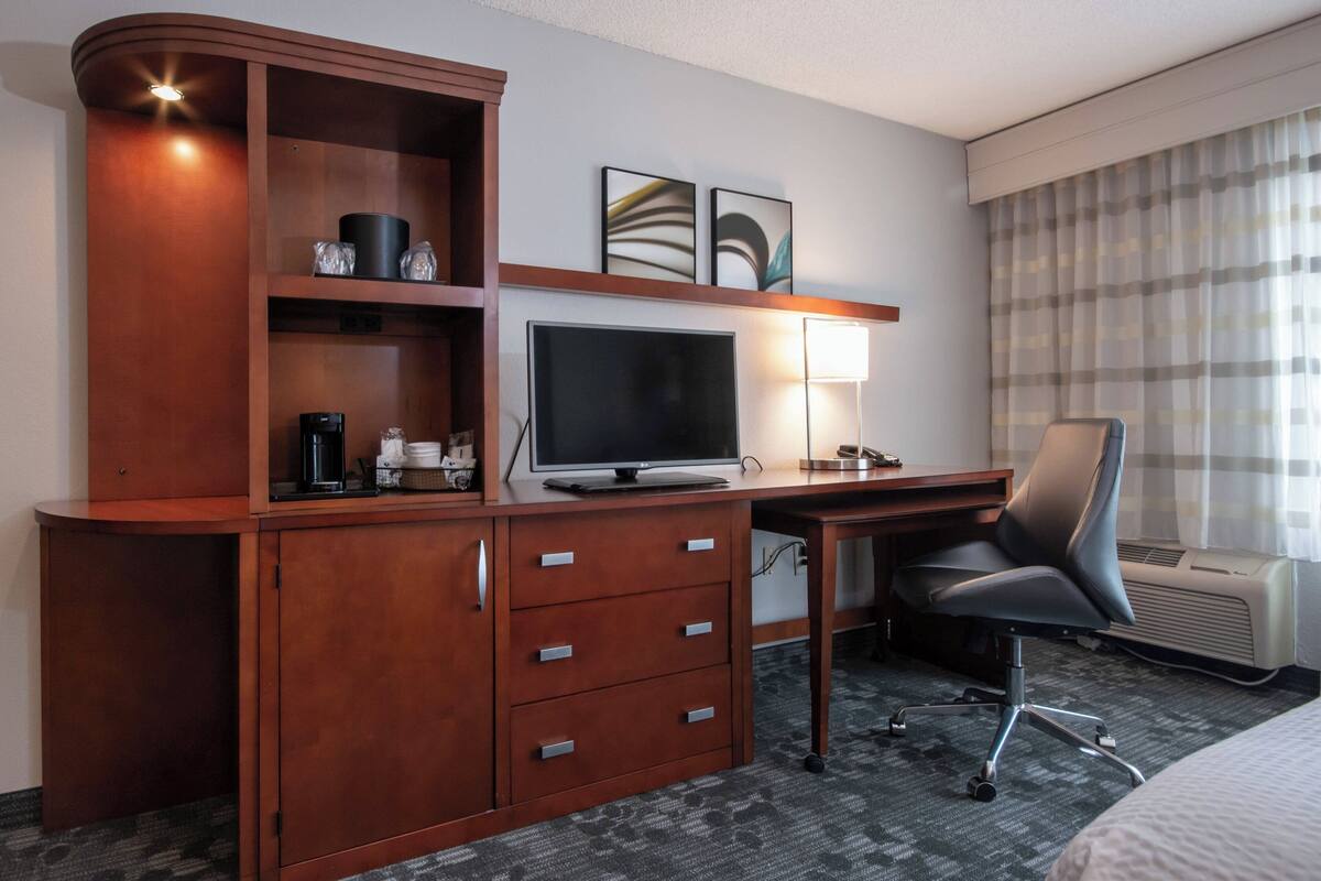 Coffres-forts dans les chambres, bureau