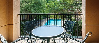 Courtyard by Marriott Dallas Plano in Legacy Park