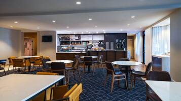 Tägliches nach Wunsch zubereitetes Frühstück gegen Gebühr