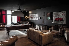 Bar (in der Unterkunft)