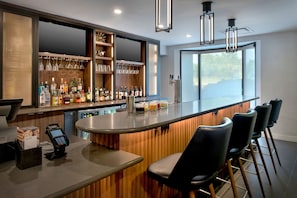 Bar (in der Unterkunft)