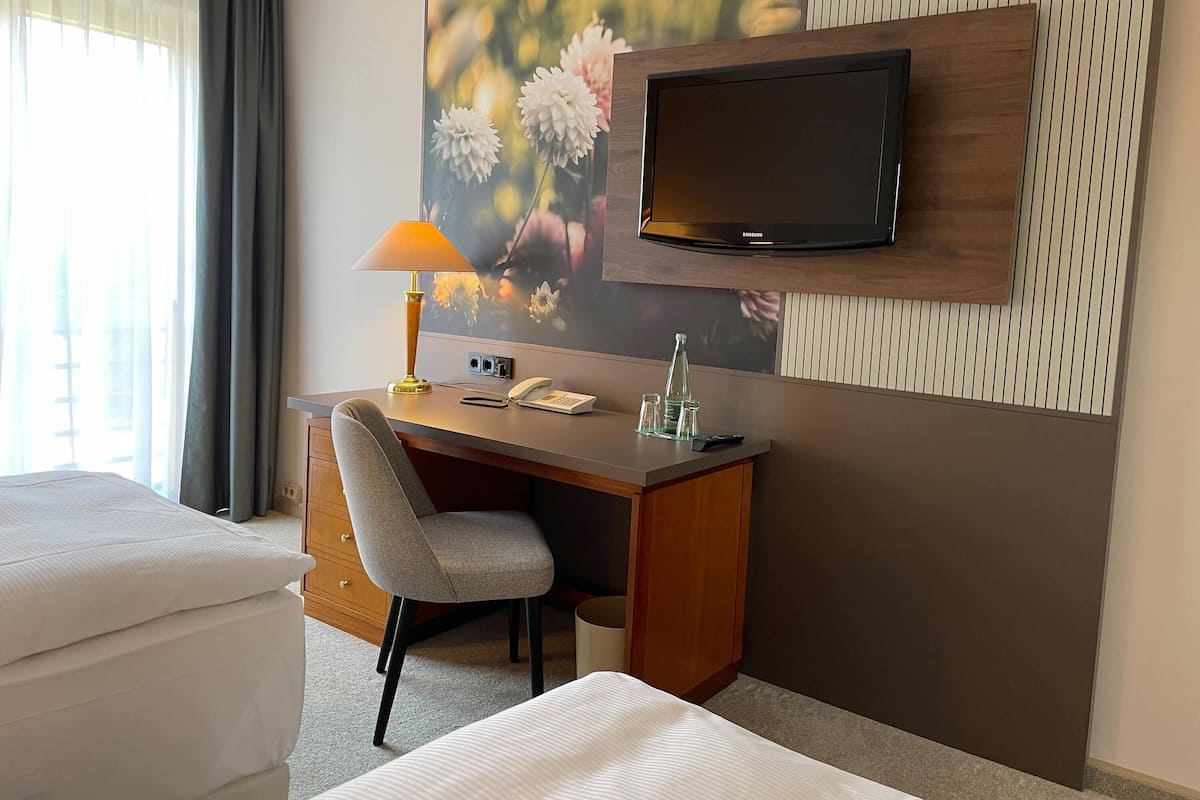 Standard Room, 2 Twin Beds | Hypo-allergenic bedding, desk, laptop workspace, blackout drapes