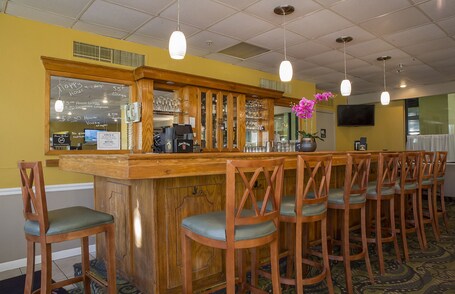 Grande Shores Ocean Resort - Image 73