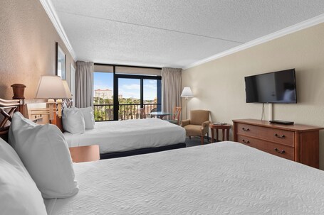 Grande Shores Ocean Resort - Image 53