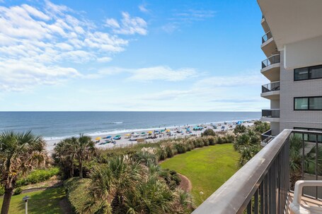 Grande Shores Ocean Resort - Image 20