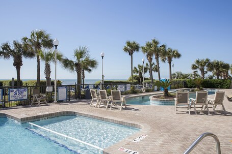 Grande Shores Ocean Resort - Image 17