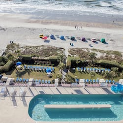 2 outdoor pools, pool loungers