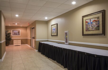 Grande Shores Ocean Resort - Image 43