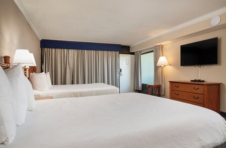 Grande Shores Ocean Resort - Image 69