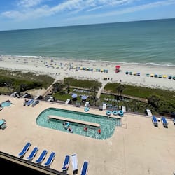 2 outdoor pools, pool loungers