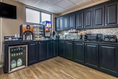 Americas Best Value Inn Opelika