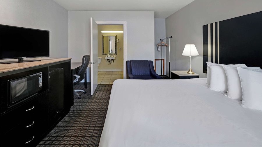 Motel 6 Washington, PA