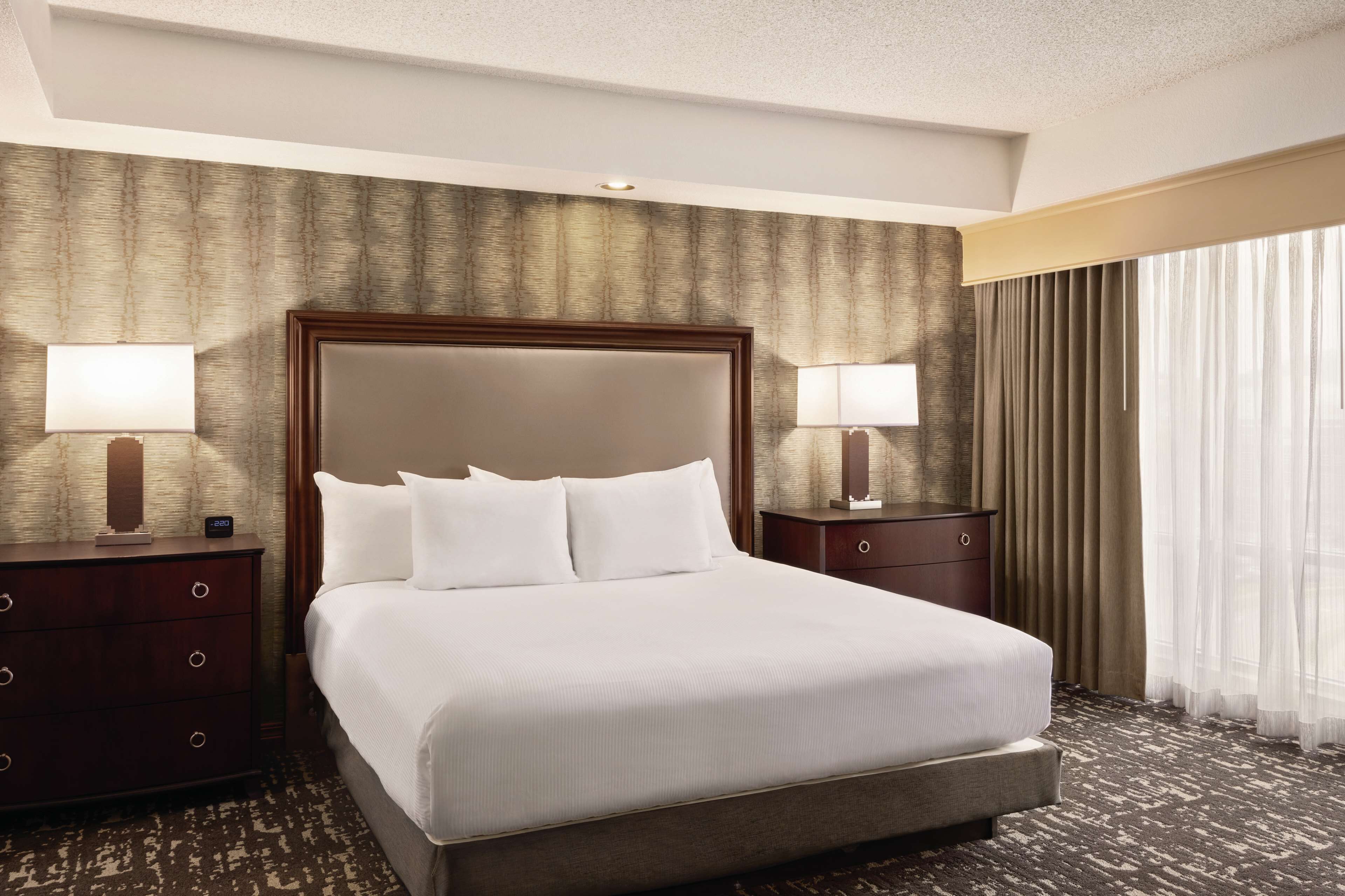 presidential suite, non smoking | premium bedding, in-room safe, desk, blackout curtains