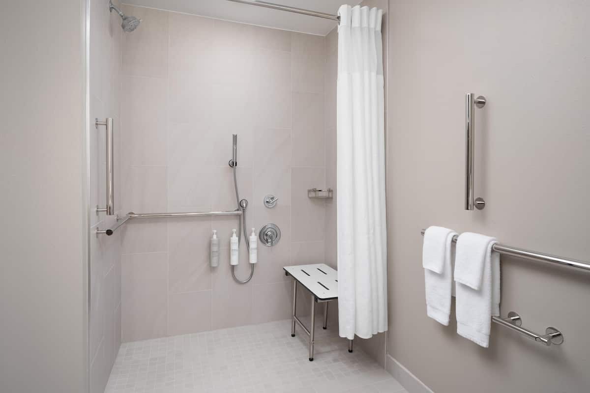 1 sovrum och sängtillbehör av högsta kvalitet