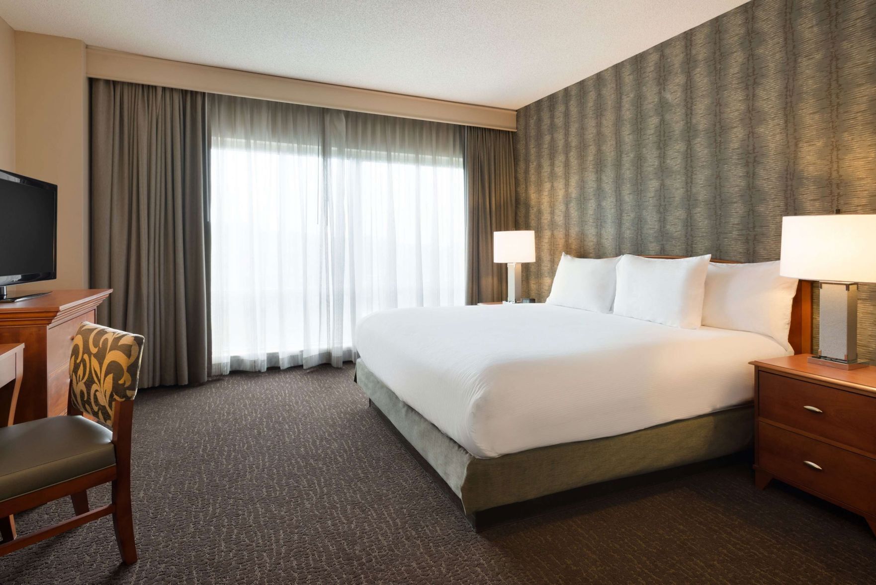 1 bedroom, premium bedding, in-room safe, desk