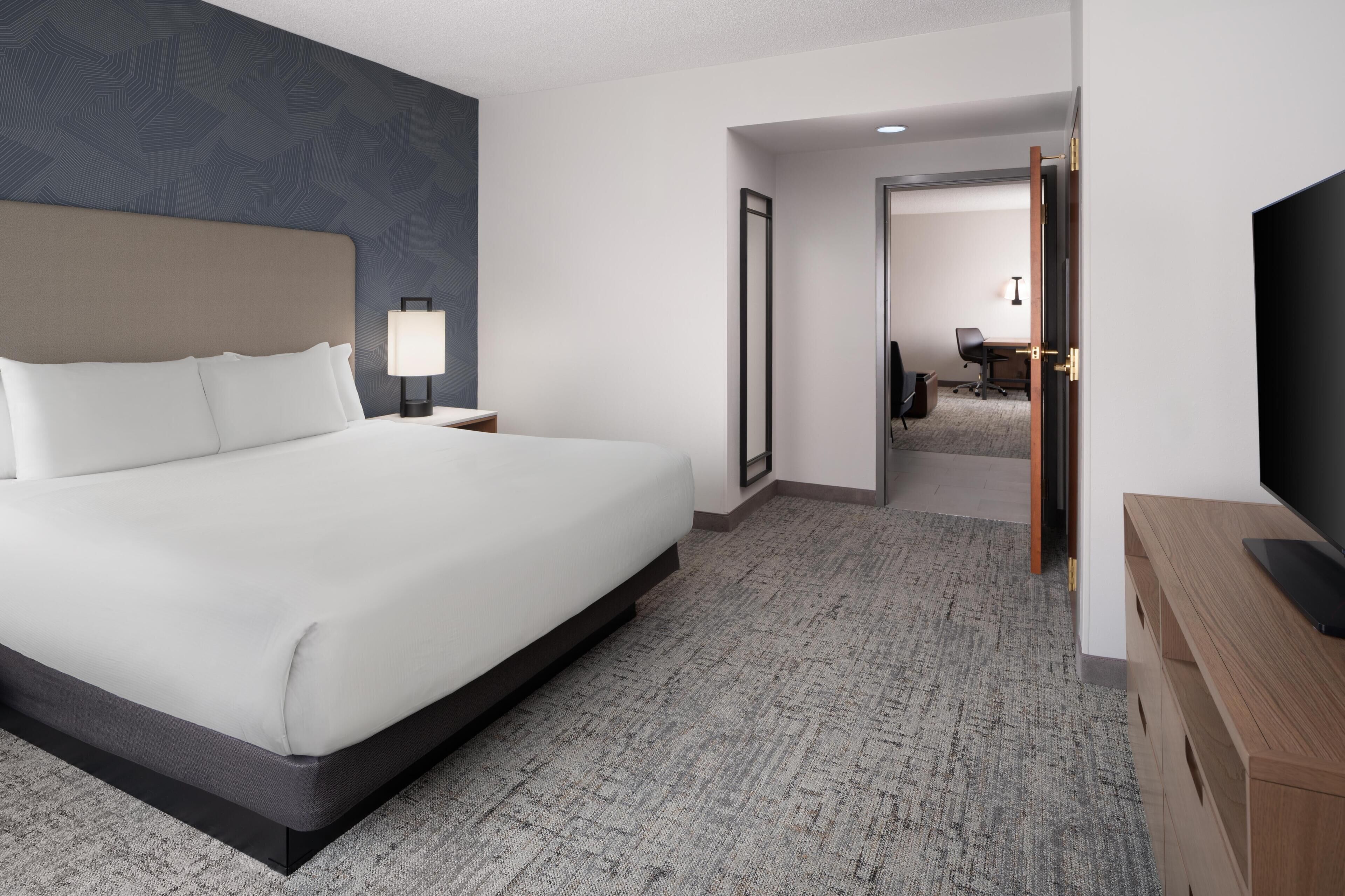 1 quarto, roupas de cama premium, cofres nos quartos, escrivaninha