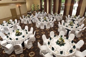 Indoor wedding - The Inn at Stone Mountain Park (Stone Mountain)