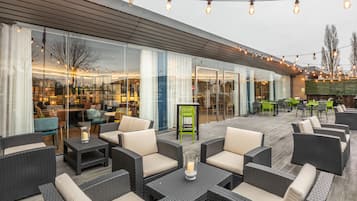 テラス / パティオ