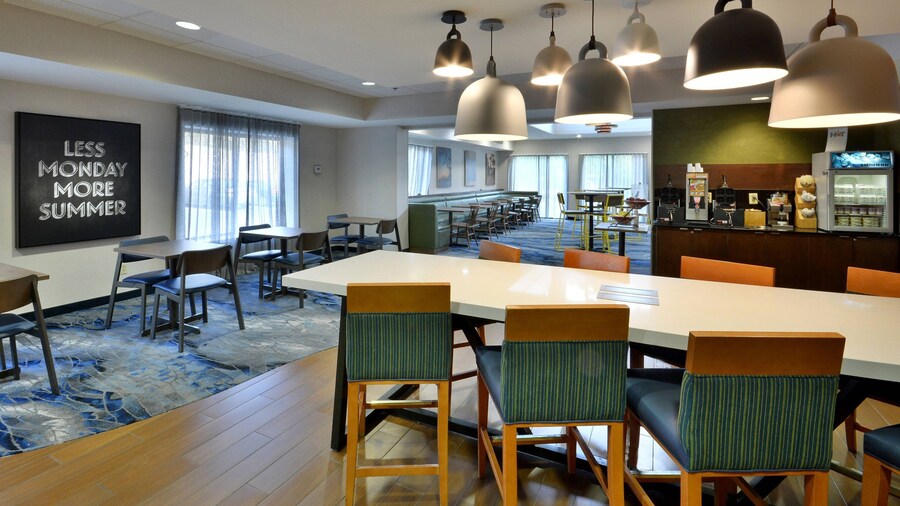 Fairfield Inn & Suites by Marriott Charlottesville North