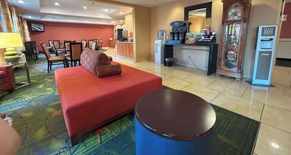 Country Inn & Suites by Radisson, Fayetteville I-95, NC