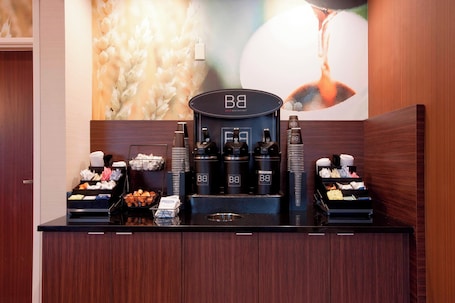 Servicio de la propiedad. Fairfield Inn by Marriott Philadelphia Airport