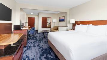 Habitación, 1 cama de matrimonio grande con sofá cama | Sábanas de algodón egipcio y edredones de plumas